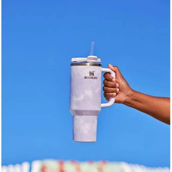 NWT Stanley Quencher 40 oz - Limited Edition Target Exclusive Purple Tie Dye - Picture 2 of 5